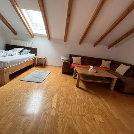 D&R Appartement Bei Rosenheim Kültér fotó